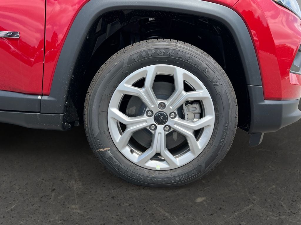 2025 Jeep Compass COMPASS LATITUDE 4X4