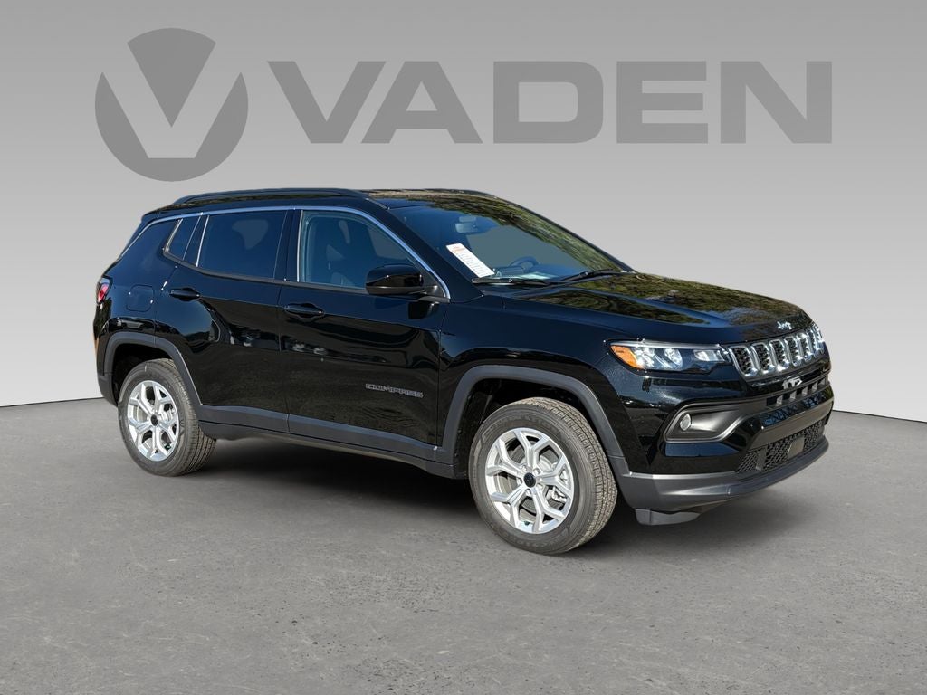 2026 Jeep Compass COMPASS LATITUDE 4X4