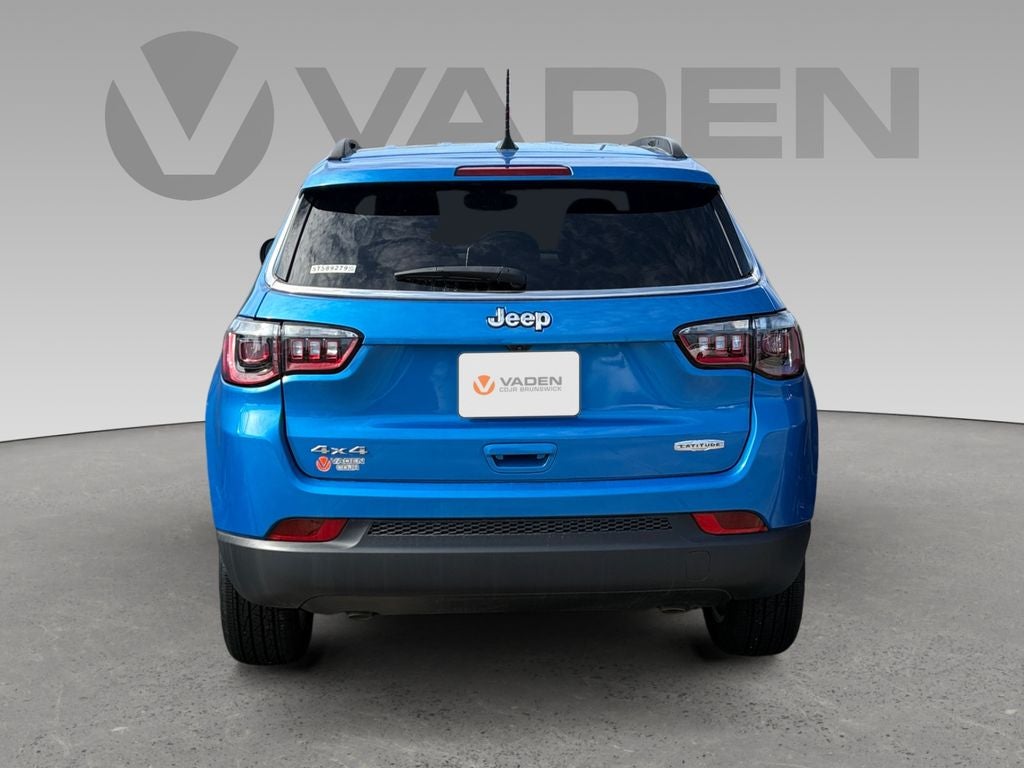 2025 Jeep Compass COMPASS LATITUDE 4X4
