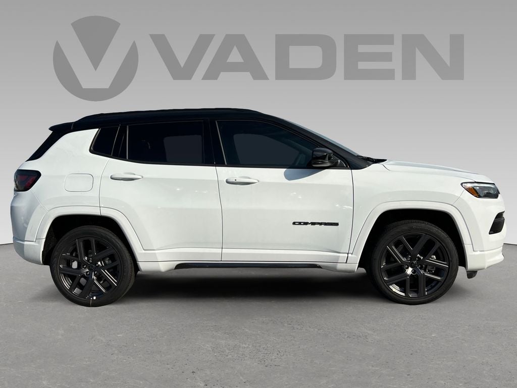 2025 Jeep Compass COMPASS LIMITED 4X4