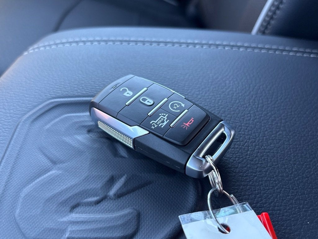 2026 RAM Ram 3500 RAM 3500 LARAMIE CREW CAB 4X4 8' BOX