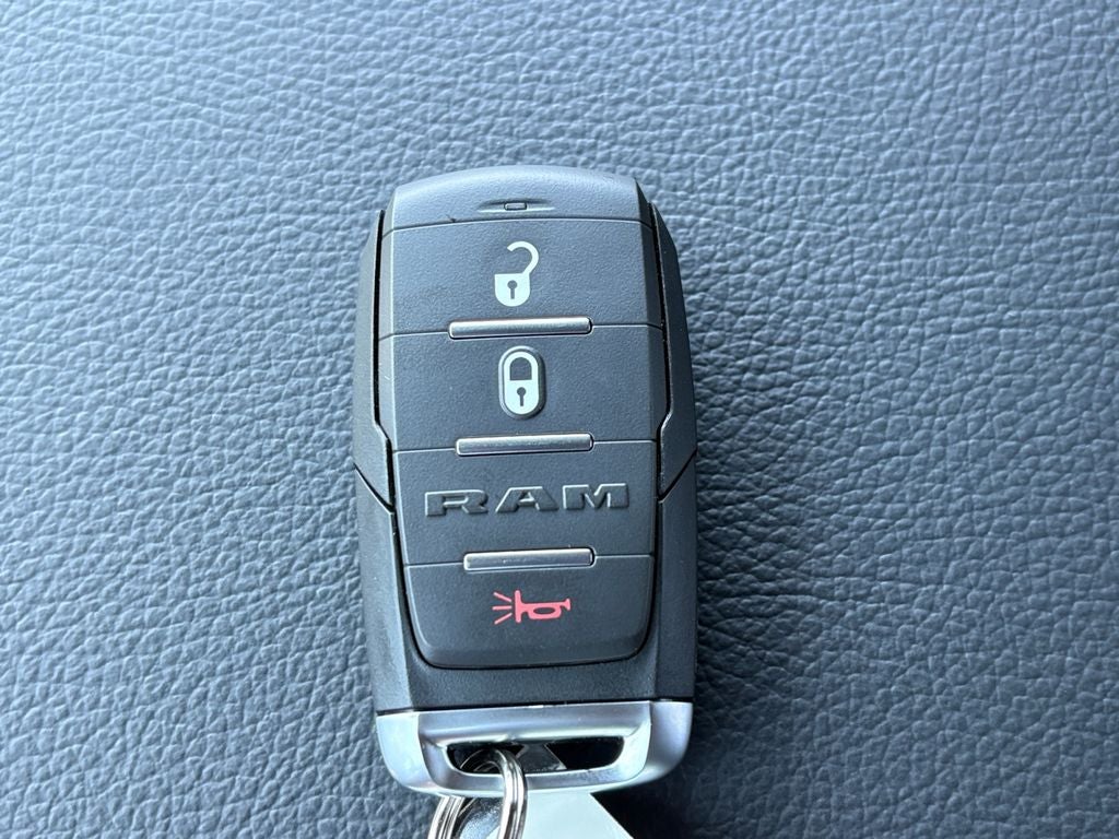 2026 RAM Ram 2500 RAM 2500 WARLOCK CREW CAB 4X4 6'4' BOX