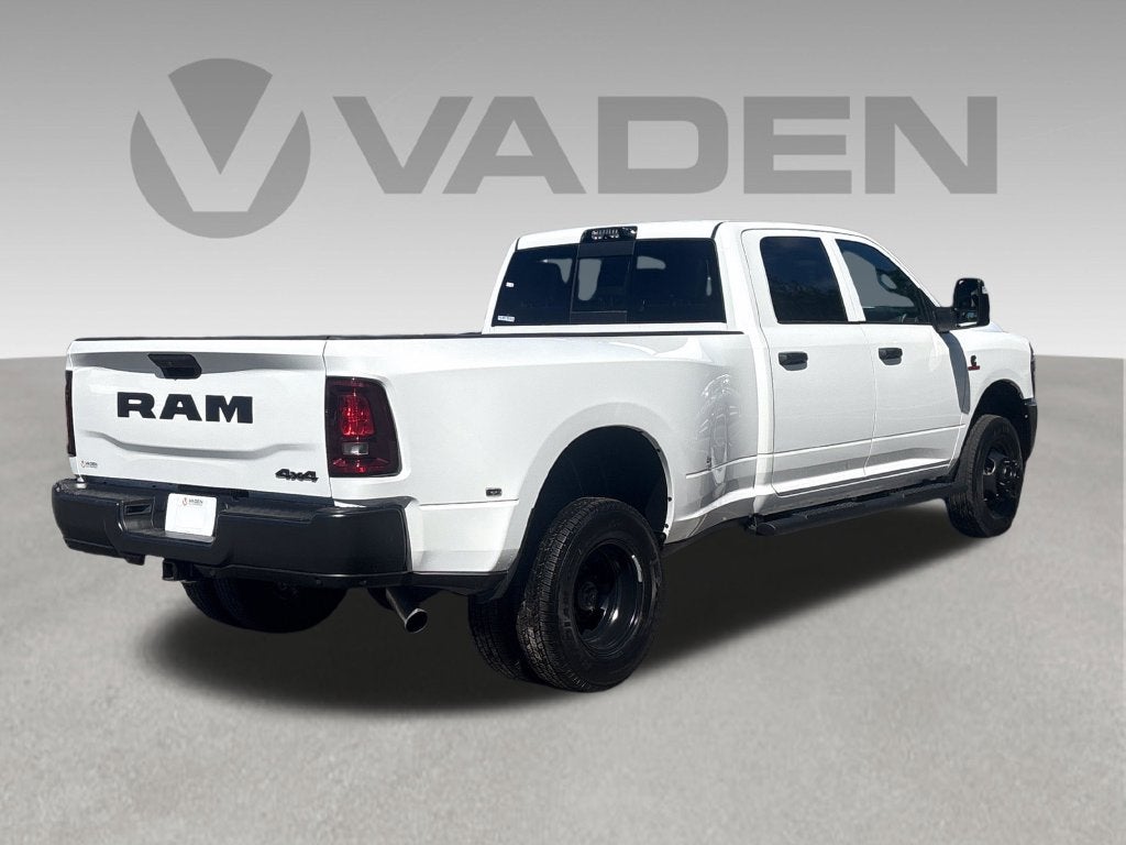 2027 RAM Ram 3500 RAM 3500 TRADESMAN CREW CAB 4X4 8' BOX