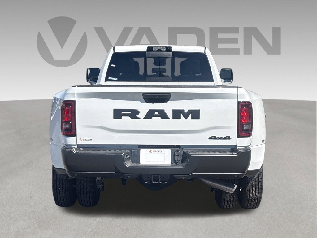 2027 RAM Ram 3500 RAM 3500 TRADESMAN CREW CAB 4X4 8' BOX