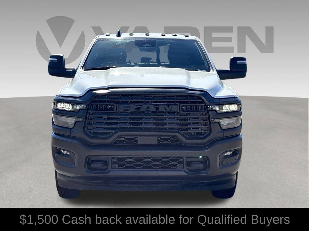 2027 RAM Ram 3500 RAM 3500 TRADESMAN CREW CAB 4X4 8' BOX