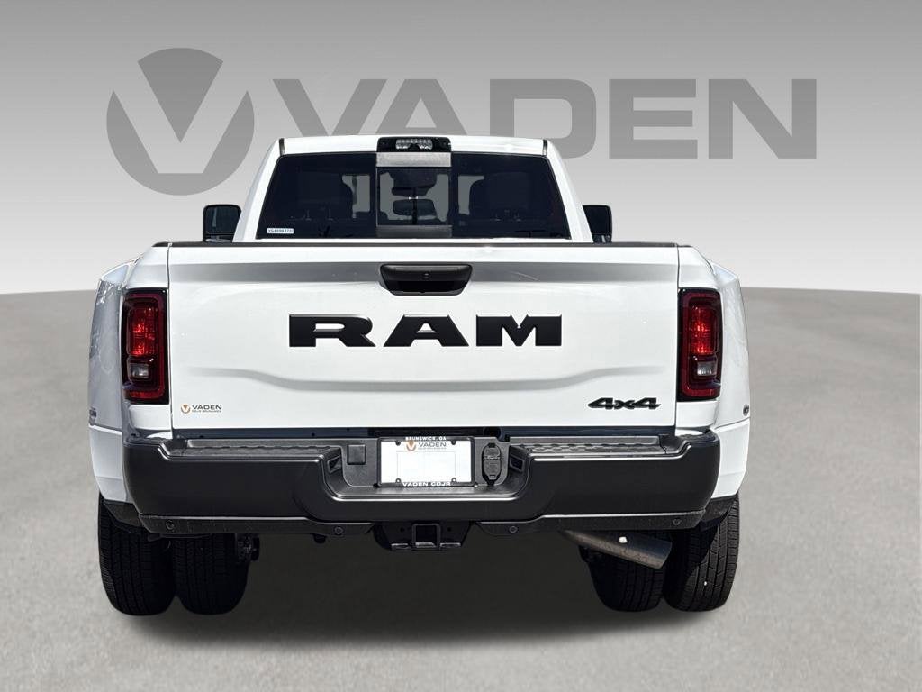 2027 RAM Ram 3500 RAM 3500 TRADESMAN CREW CAB 4X4 8' BOX