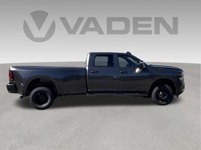 2027 RAM Ram 3500 RAM 3500 TRADESMAN CREW CAB 4X4 8' BOX