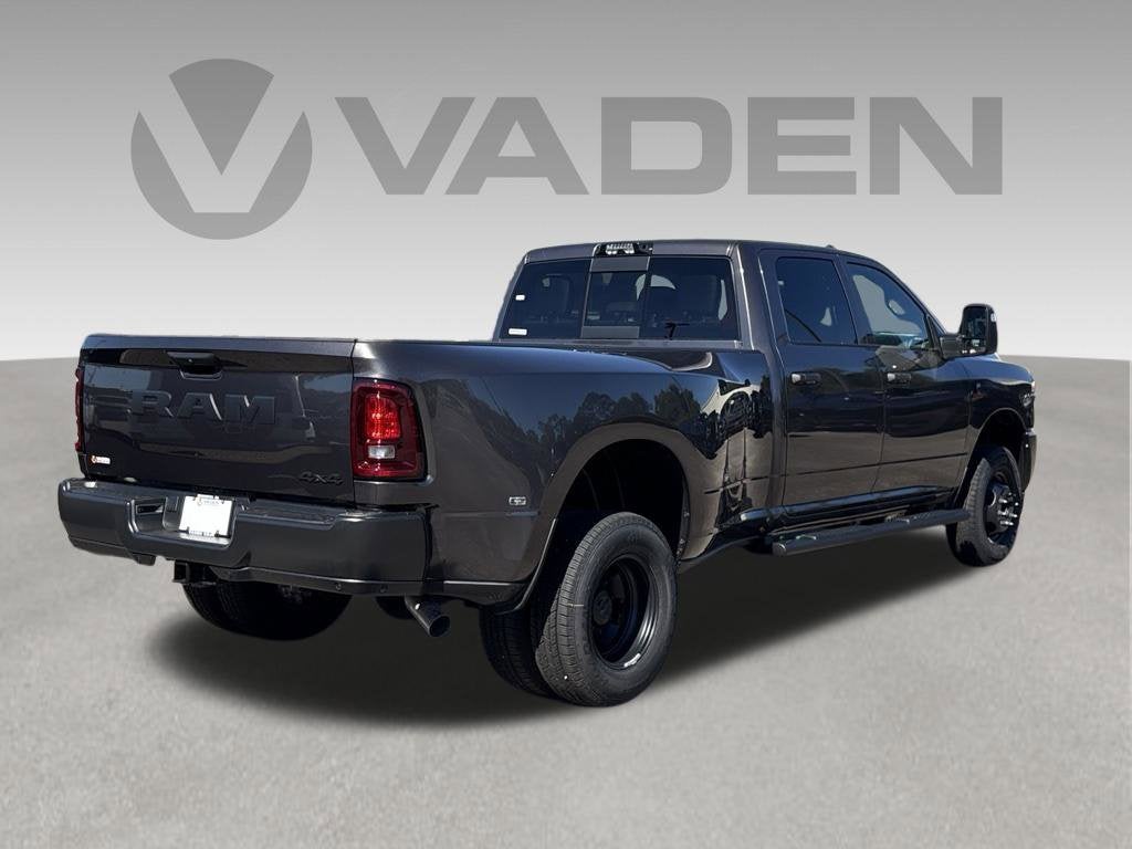 2027 RAM Ram 3500 RAM 3500 TRADESMAN CREW CAB 4X4 8' BOX
