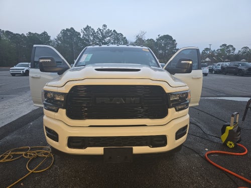 2024 RAM 3500 Limited Mega Cab 4x4 6'4' Box