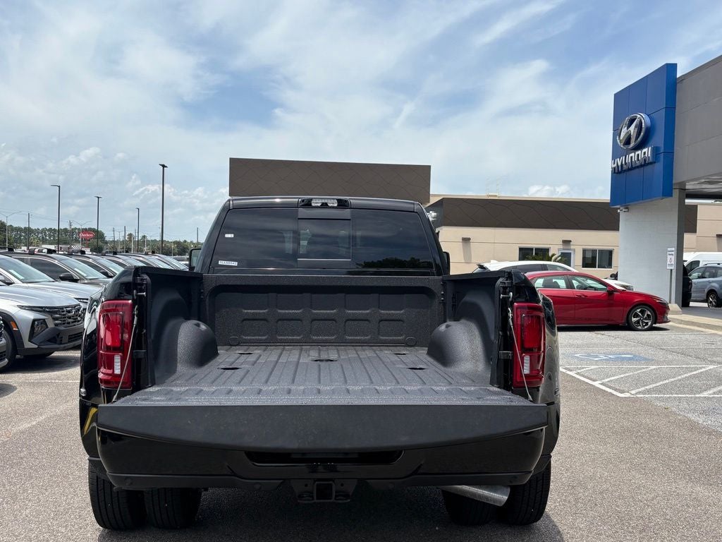 2026 RAM Ram 3500 RAM 3500 LIMITED MEGA CAB 4X4 6'4' BOX