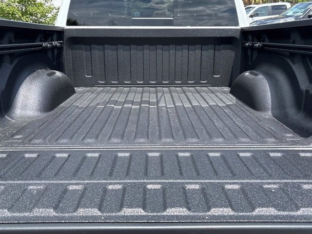 2026 RAM Ram 1500 RAM 1500 TRADESMAN CREW CAB 4X2 5'7' BOX