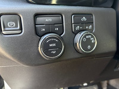 2023 Chevrolet Silverado 1500 4WD Crew Cab Standard Bed LT