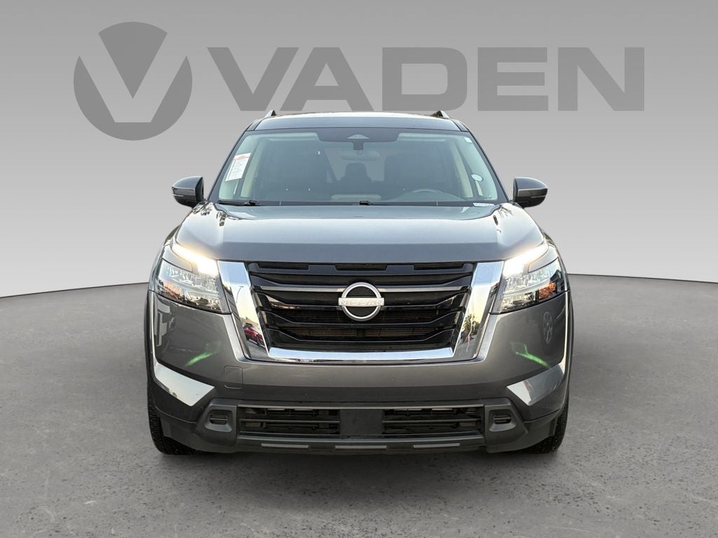 2025 Nissan Pathfinder SV FWD