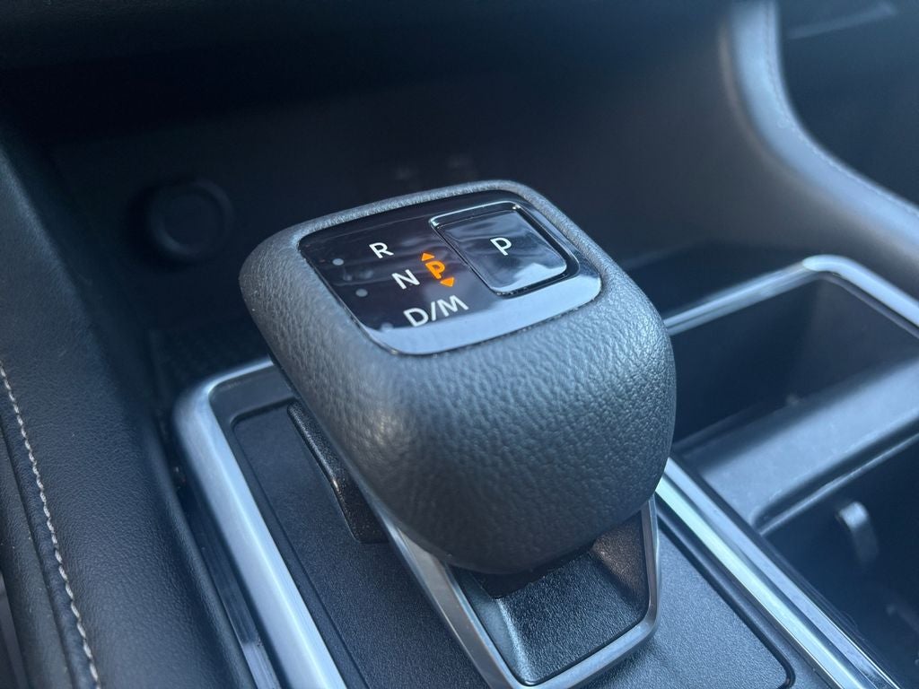 2025 Nissan Pathfinder SV FWD