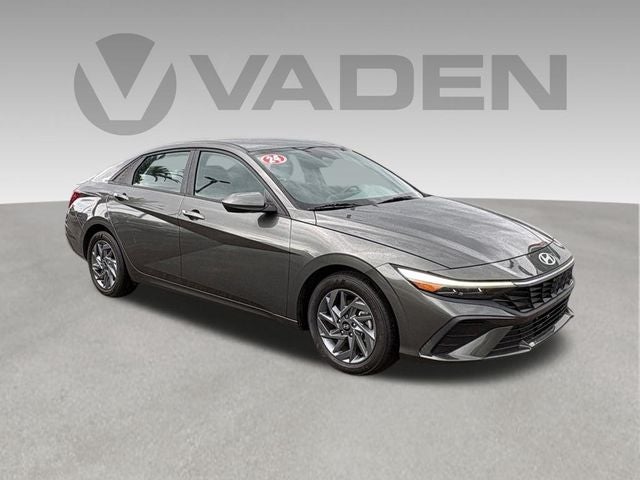 2024 Hyundai Elantra 2.0 SEL IVT's photo