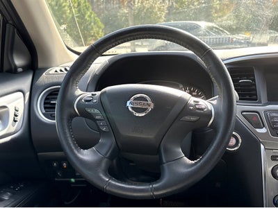 2020 Nissan Pathfinder SL