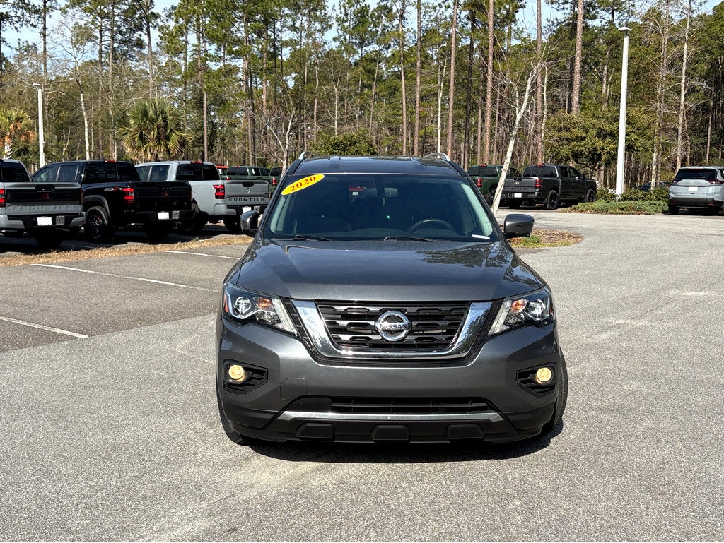 2020 Nissan Pathfinder SL