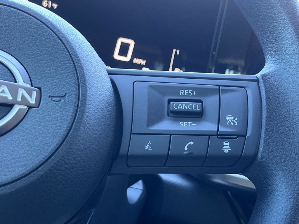 2025 Nissan Kicks S