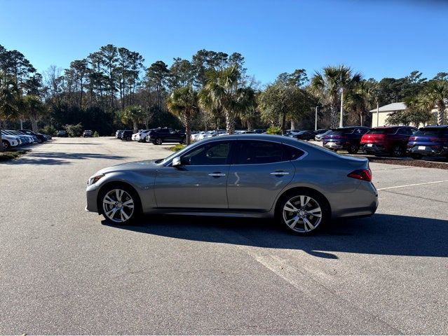 2015 INFINITI Q70 3.7