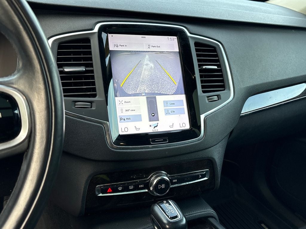 2018 Volvo XC90 T5 Momentum