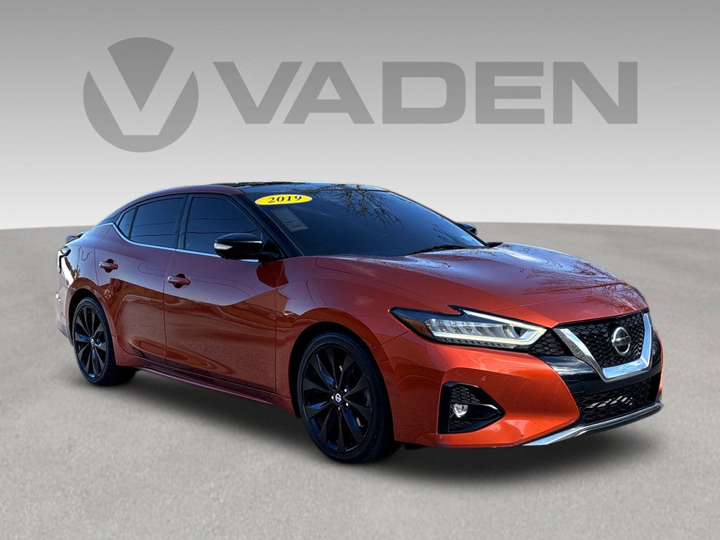 2019 Nissan Maxima SR