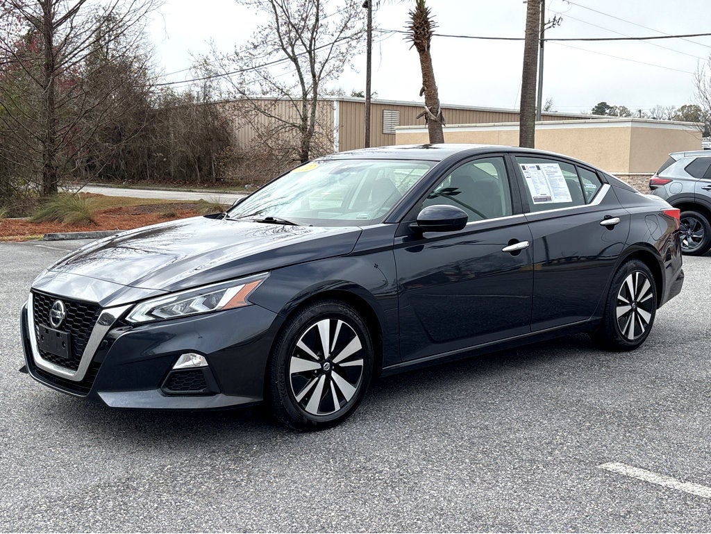 2022 Nissan Altima 2.5 SV