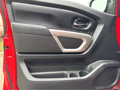 2023 Nissan Titan SV