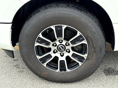 2023 Nissan Titan SV