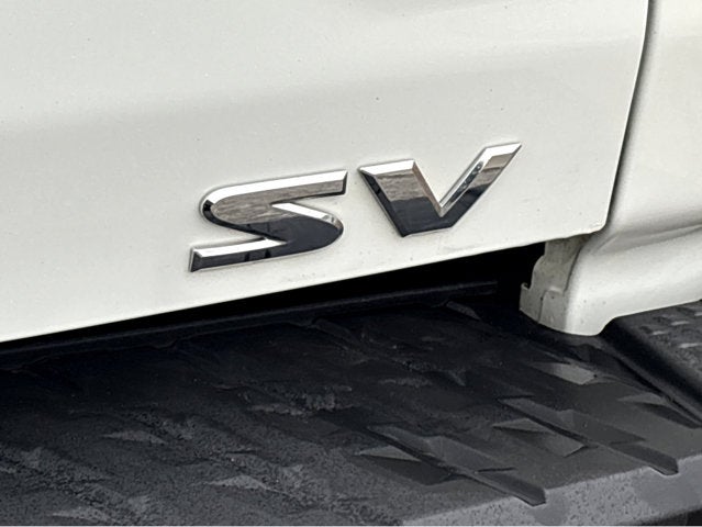 2023 Nissan Titan SV