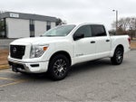 2023 Nissan Titan SV