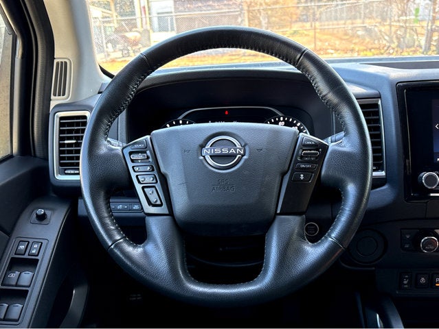 2023 Nissan Frontier SV