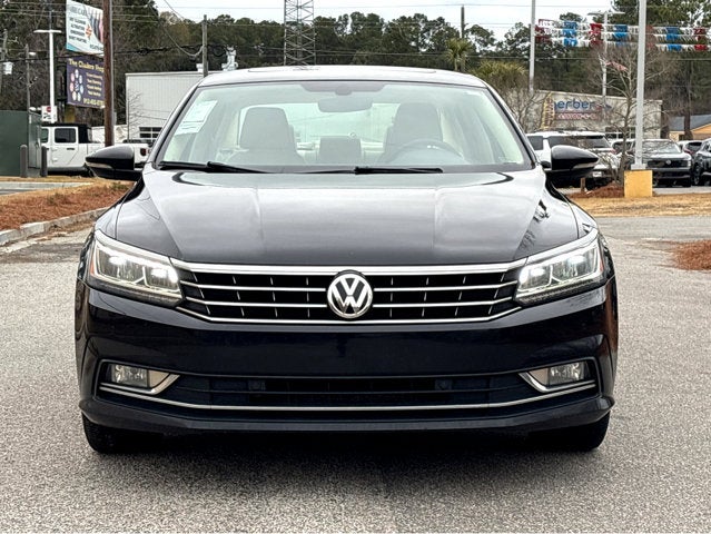 2018 Volkswagen Passat 2.0T SE w/Technology