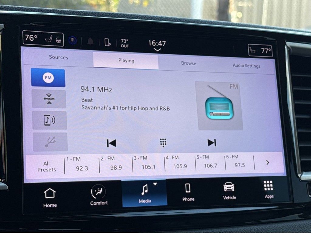 2024 Chrysler Pacifica Touring L