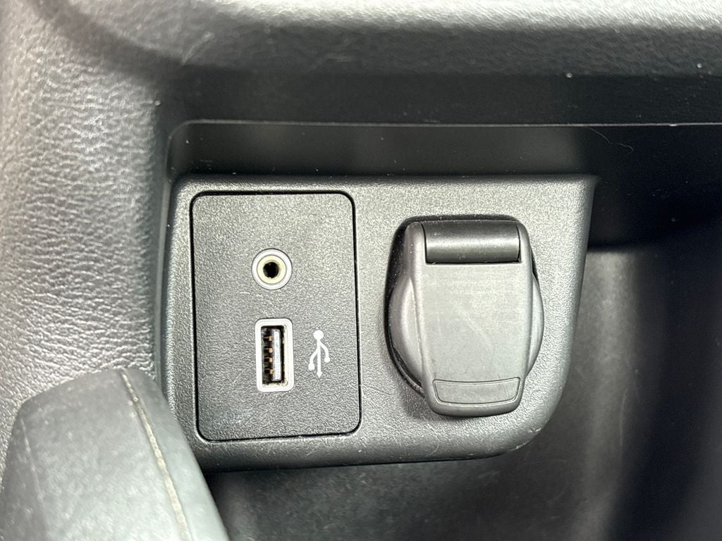 2023 Nissan Versa 1.6 S