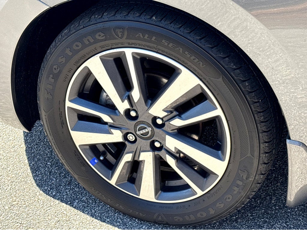 2020 Nissan Versa SV