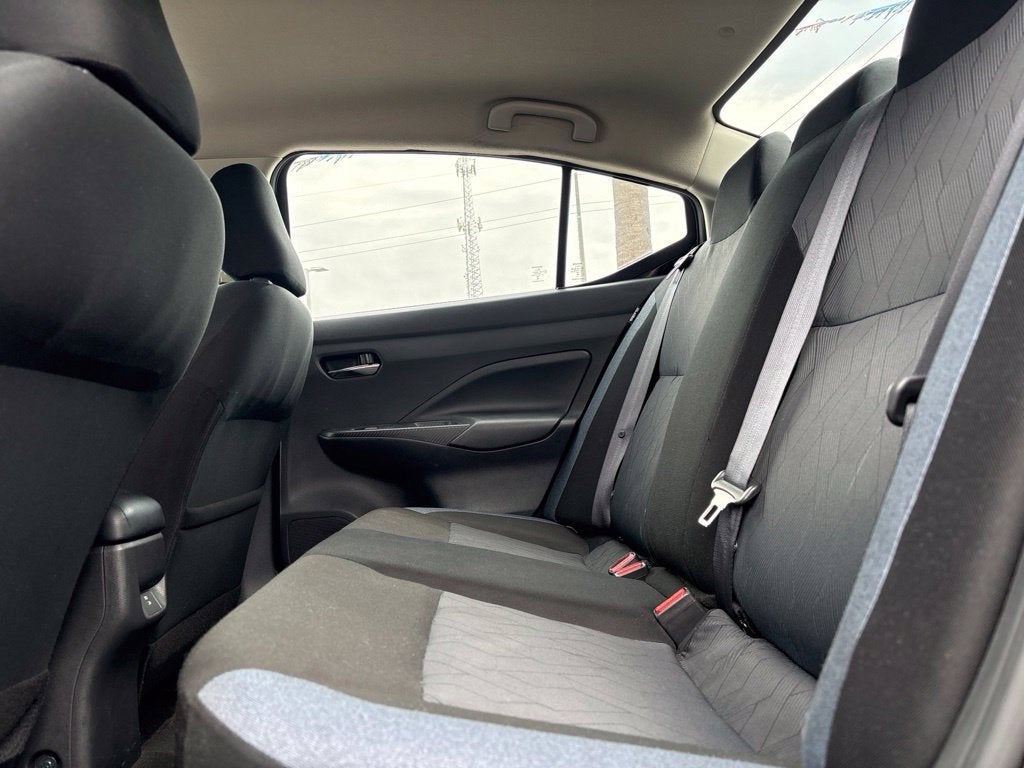 2024 Nissan Versa 1.6 SV