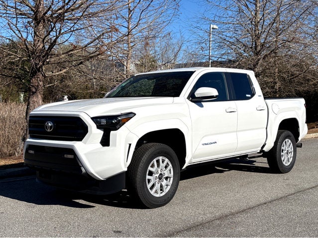 2025 Toyota Tacoma 2WD SR5