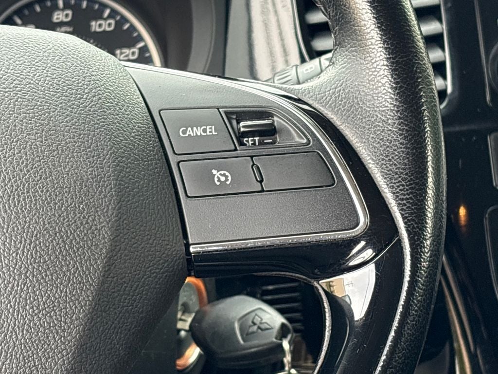 2016 Mitsubishi Outlander ES
