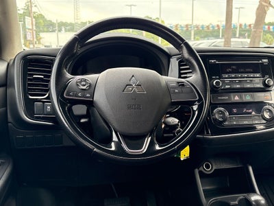 2016 Mitsubishi Outlander ES