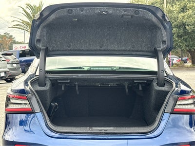 2023 Nissan Maxima SV