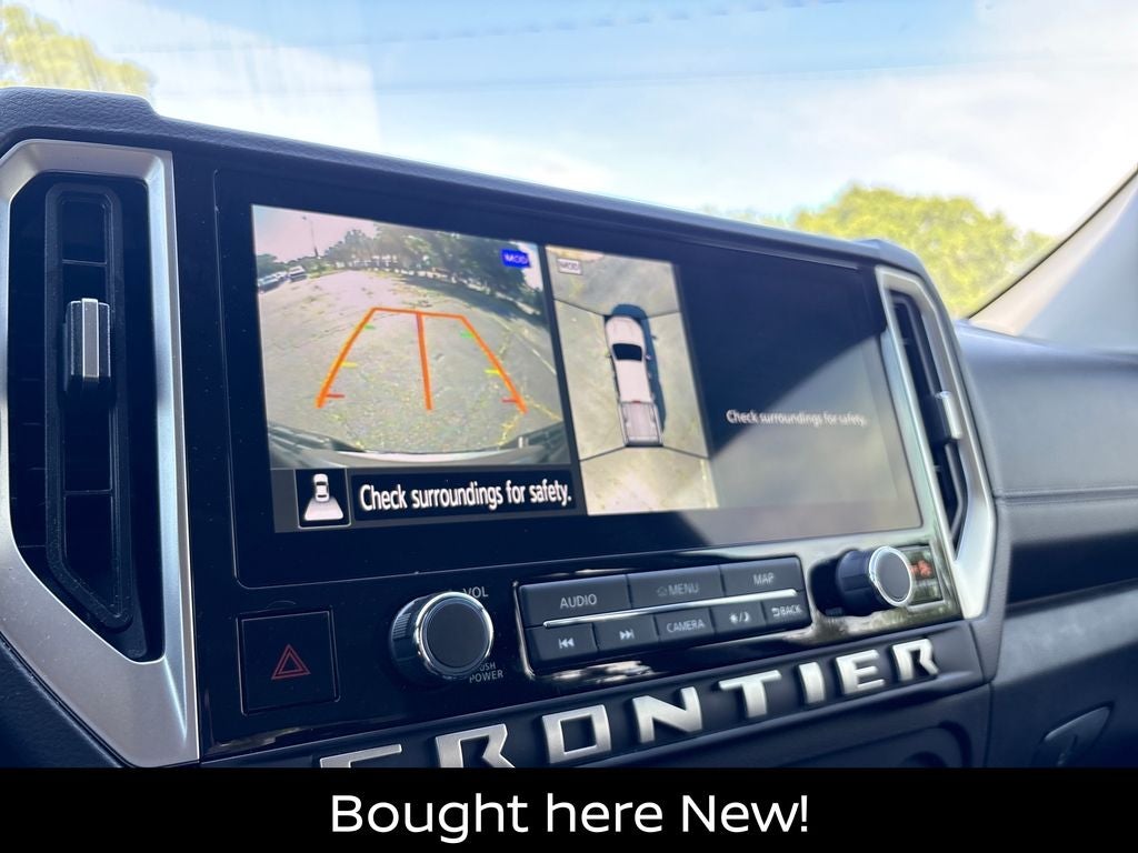 2025 Nissan Frontier SL