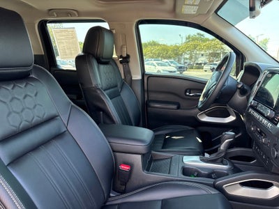2025 Nissan Frontier SL