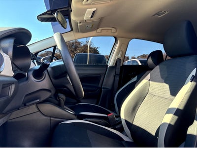 2022 Nissan Versa SV