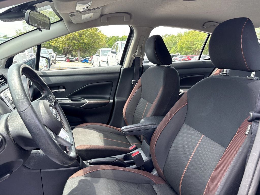 2022 Nissan Versa 1.6 SR