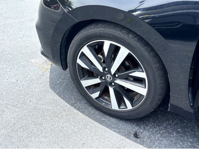 2022 Nissan Versa 1.6 SR