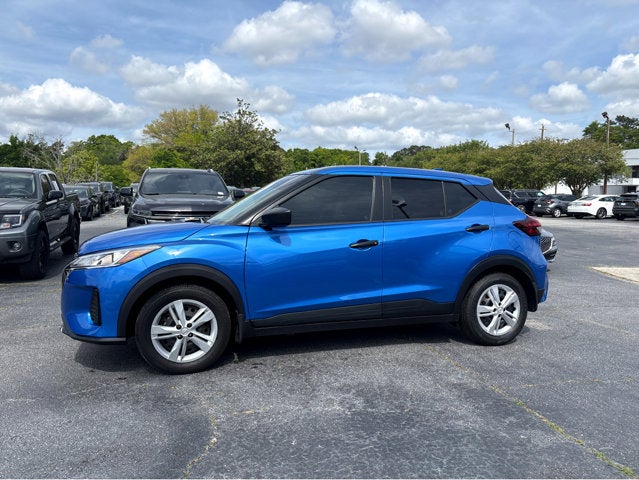 2024 Nissan Kicks S