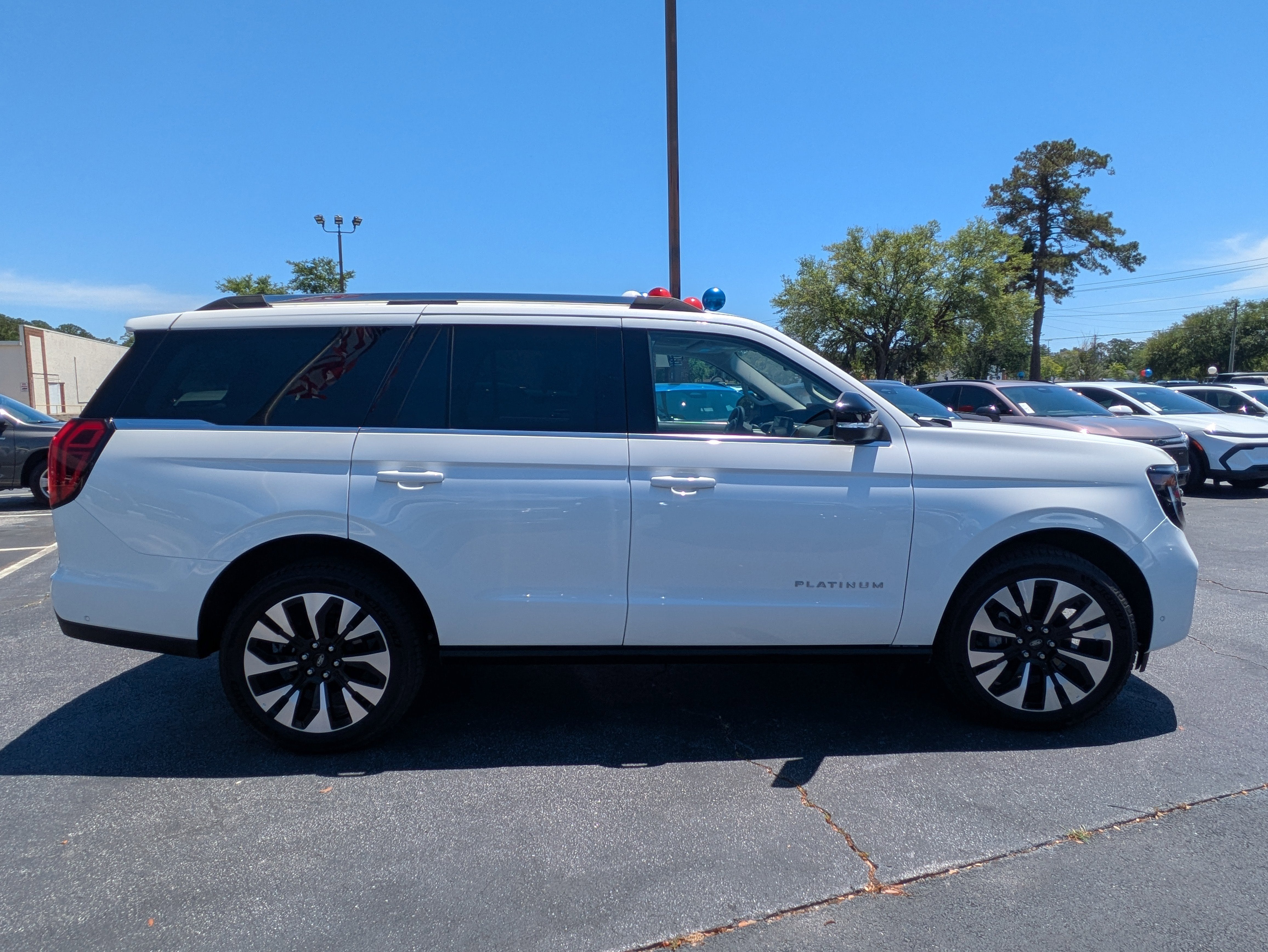 2025 Ford Expedition Platinum