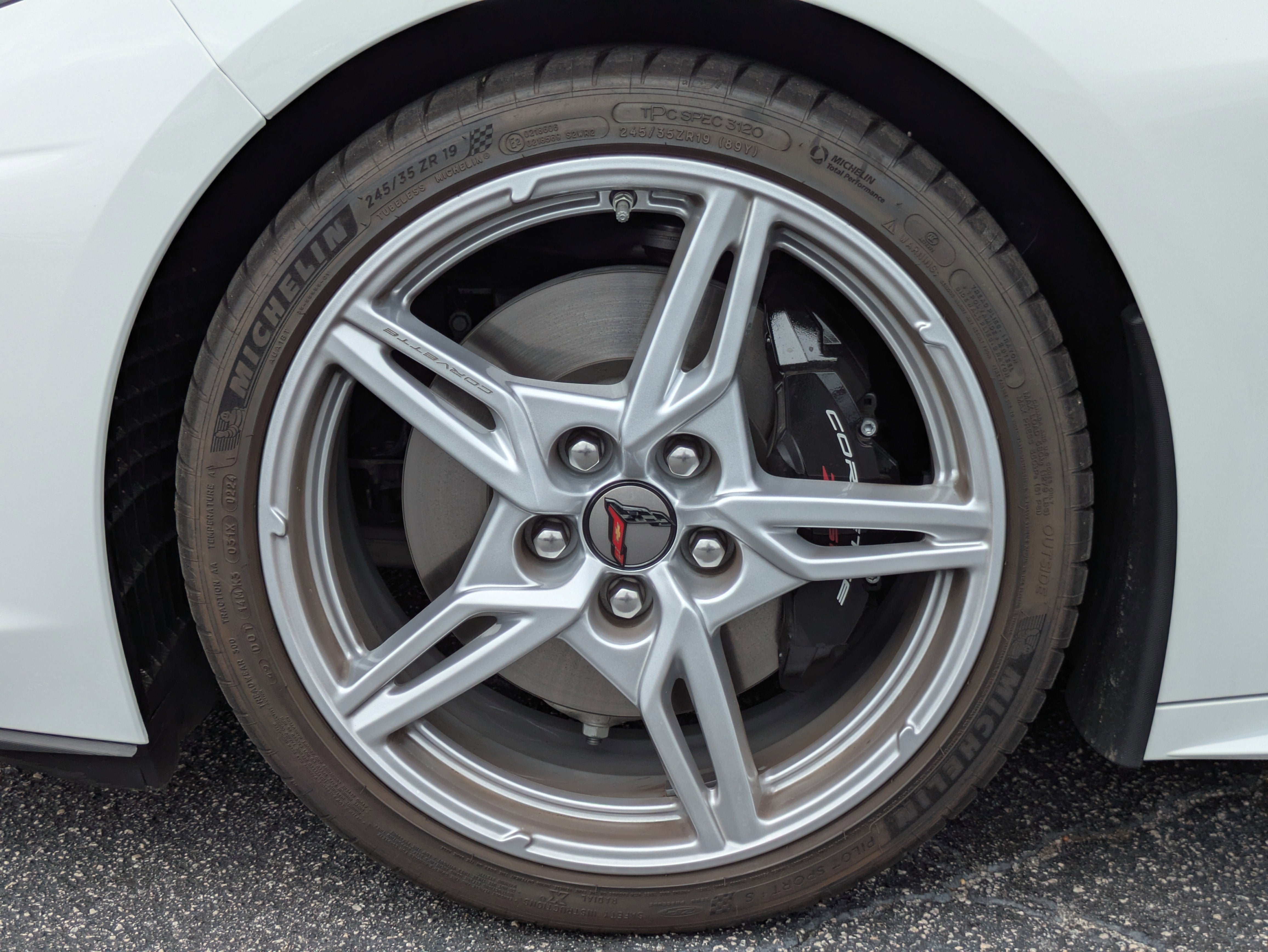 2024 Chevrolet Corvette 2LT