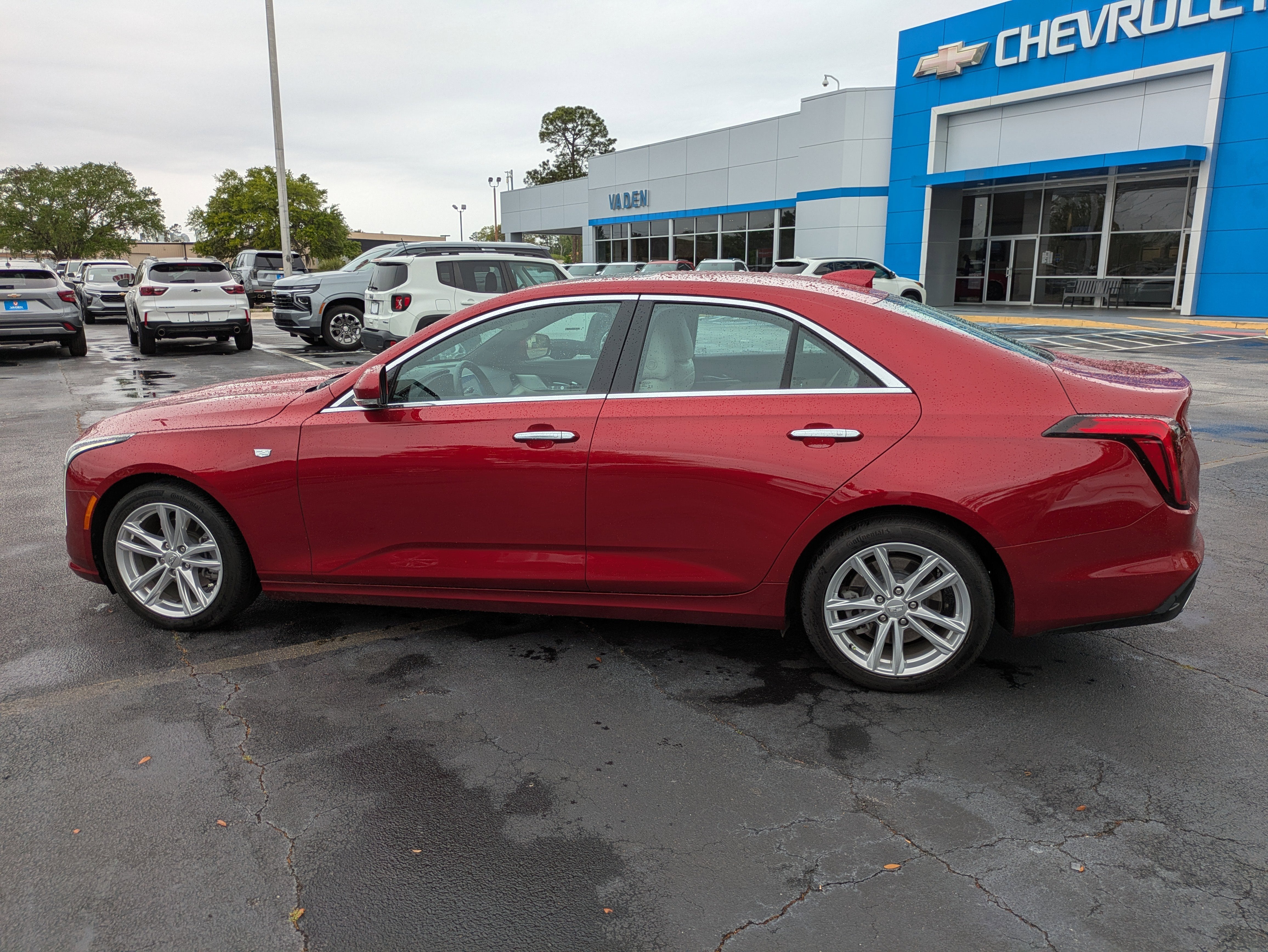 2021 Cadillac CT4 Luxury