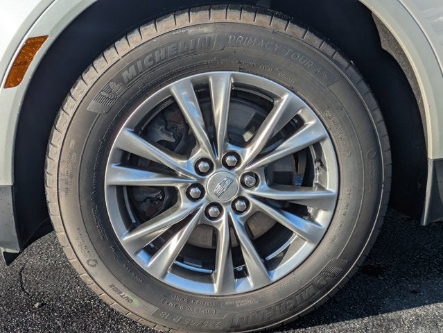 2022 Cadillac XT5 FWD Premium Luxury